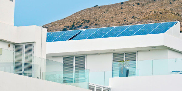 Comprar / Vender Pisos y Plantas Bajas en Fuenlabrada · con Placas Solares